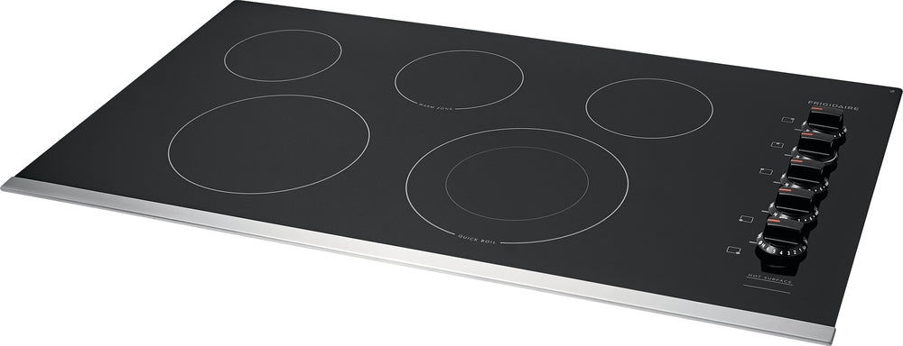 36" 4-Element Electric Cooktop in Black with SpaceWise® Expandable Element - Image 3
